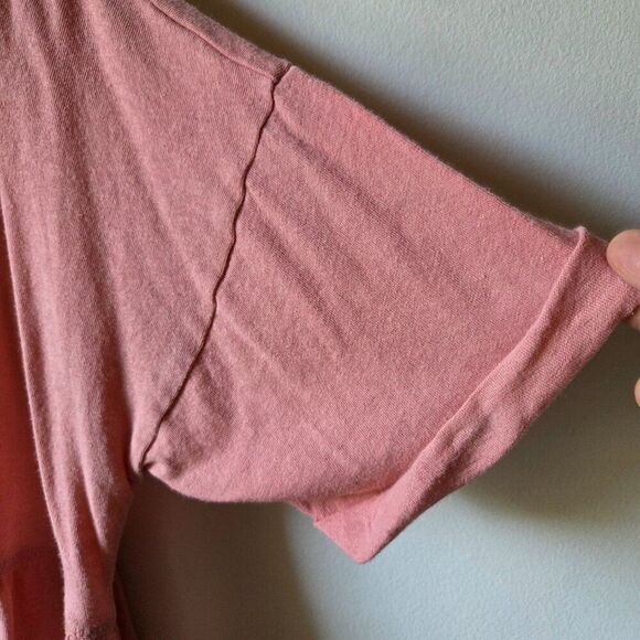EUC OUT FROM UNDER URBAN OUTFITTERS BLUSH PINK OVERSIZED BABYDOLL TOP SIZE SMALL - Picture 7 of 14